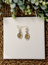Load image into Gallery viewer, Coral Elegance Clay Earrings