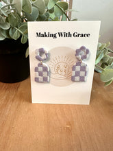 Load image into Gallery viewer, Flower Checkers