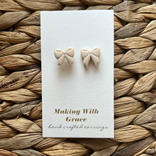 Load image into Gallery viewer, Bow Studs