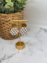 Load image into Gallery viewer, Checkered hexagons