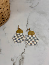 Load image into Gallery viewer, Checkered hexagons