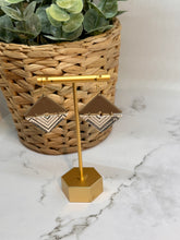 Load image into Gallery viewer, Off white and brown diamond earrings