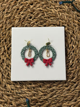 Load image into Gallery viewer, Wreath Earrings
