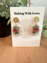 Load image into Gallery viewer, Mauve Flower Drop Earrings
