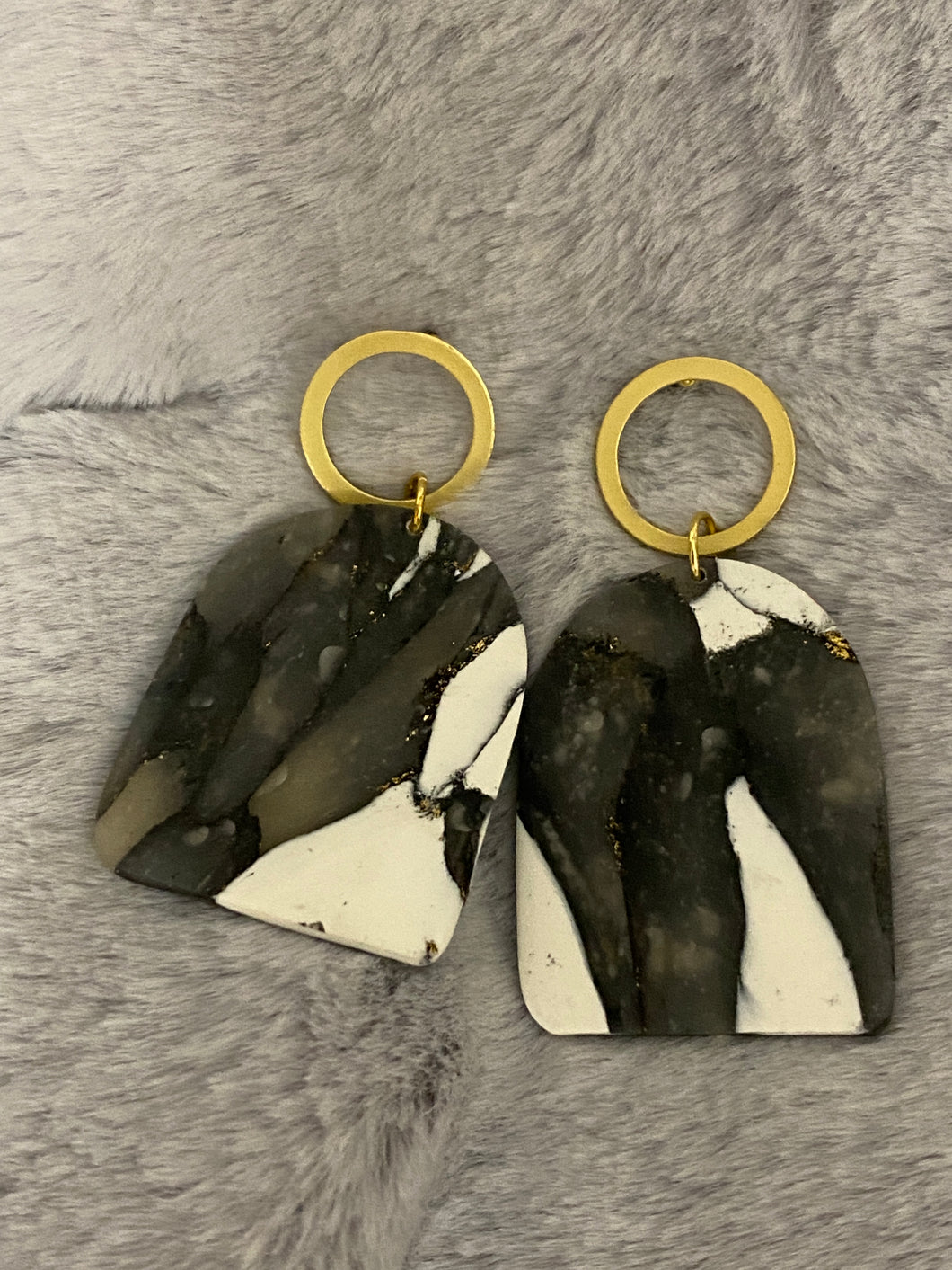 Faux Marbled Dome Earrings